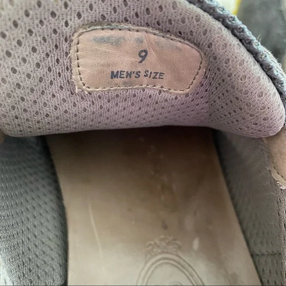 Tod's | Grey & Yellow Suede Allacciato Active Sportivo Sneakers - Picture 12 of 15